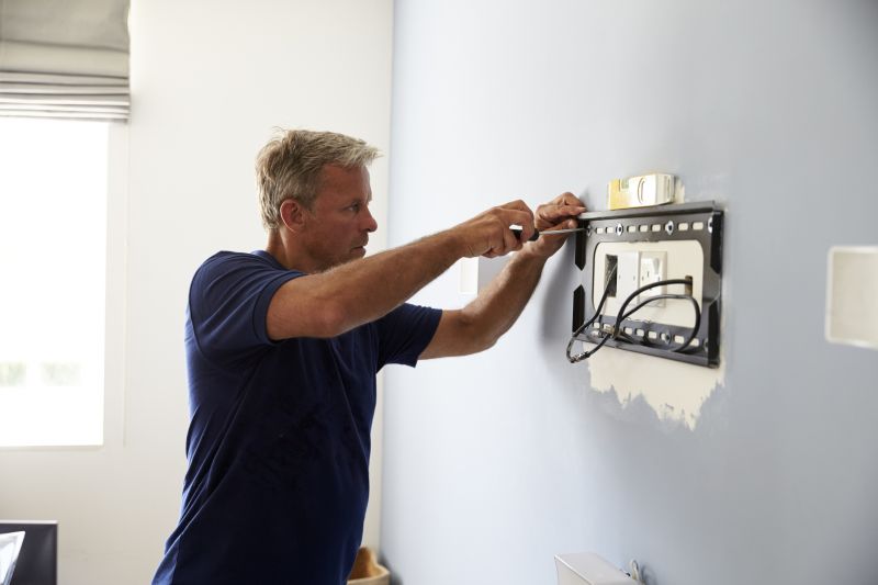 Local Tv Mounting Service pros at work